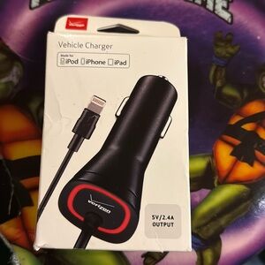Black Car Charger for iPhone and iPad 30.00